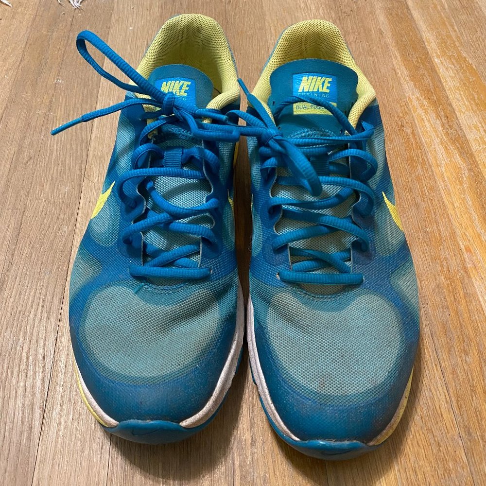 Nike Dual Fusion Blue Running Shoes